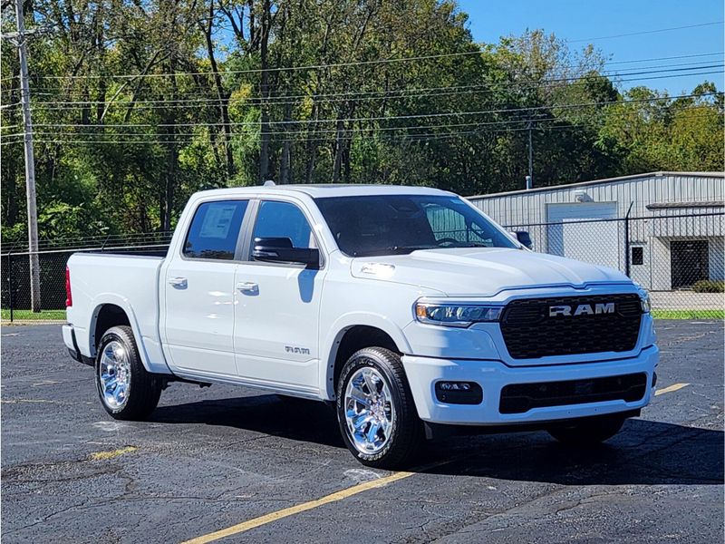 New 2027 RAM 1500 Big Horn Crew Cab 4x4 5'7' Box