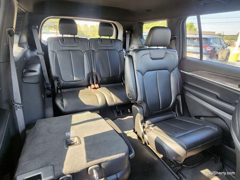 Used 2024 Jeep Grand Cherokee L Limited Black