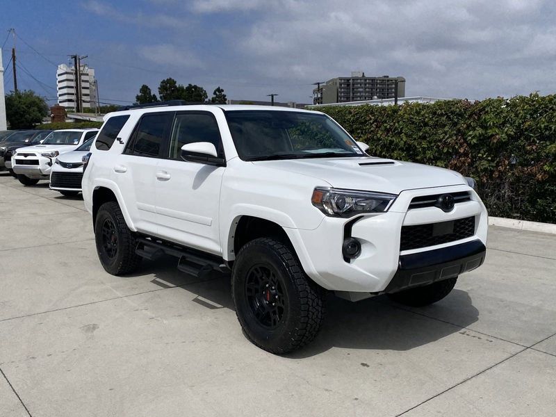 2024 Toyota 4Runner TRD Off RoadImage 2