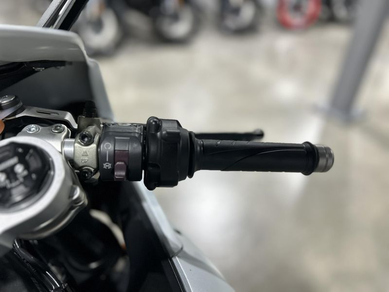 Used 2019 Ducati PANIGALE 959 Image 16