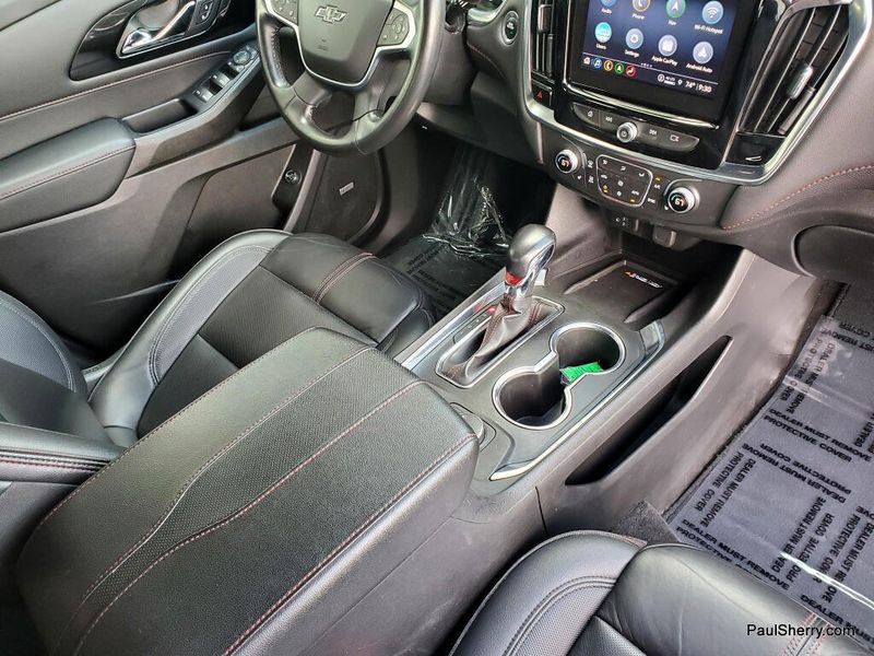 Used 2022 Chevrolet Traverse RS