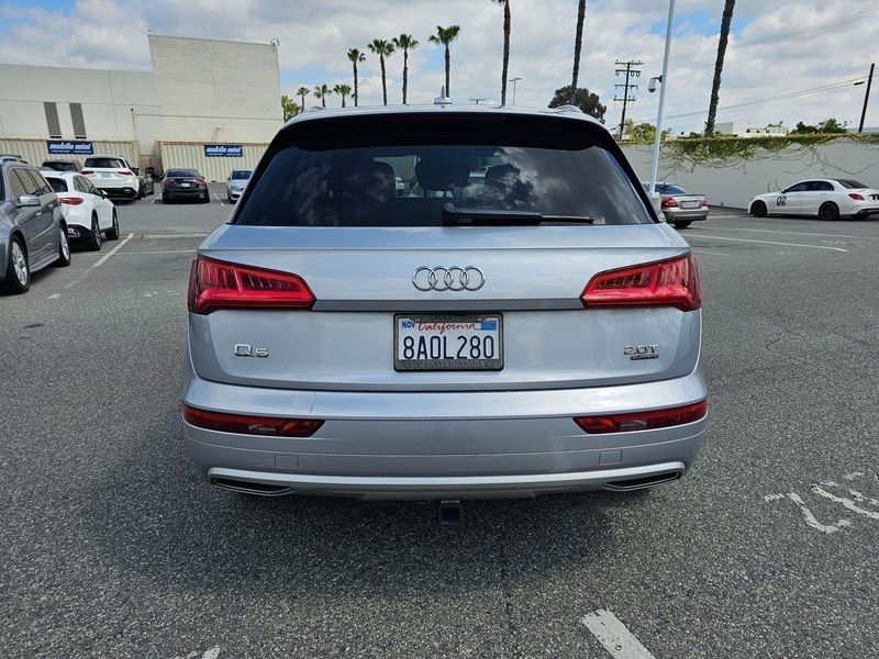 2018 Audi Q5 2.0TImage 6