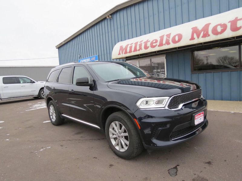 2023 Dodge Durango SXT AWD 4dr SUVImage 3