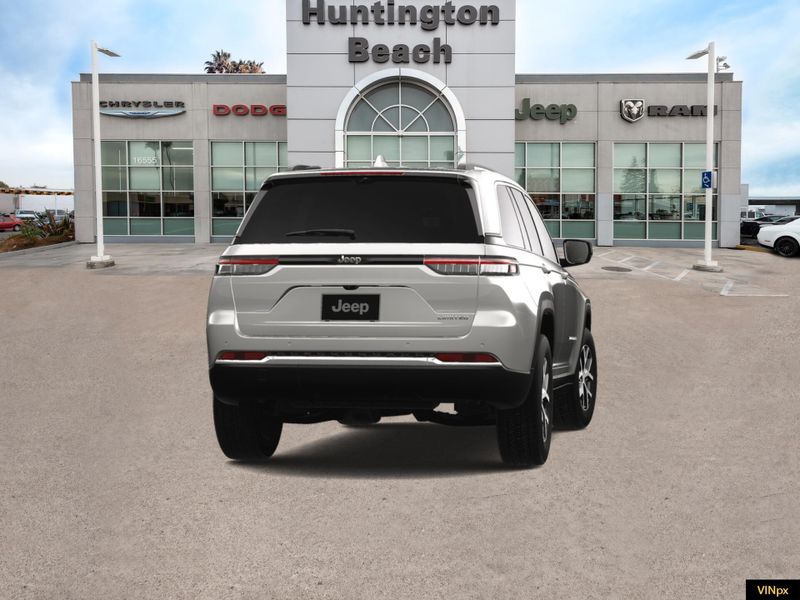 2023 Jeep Grand Cherokee Limited 4x2Image 12