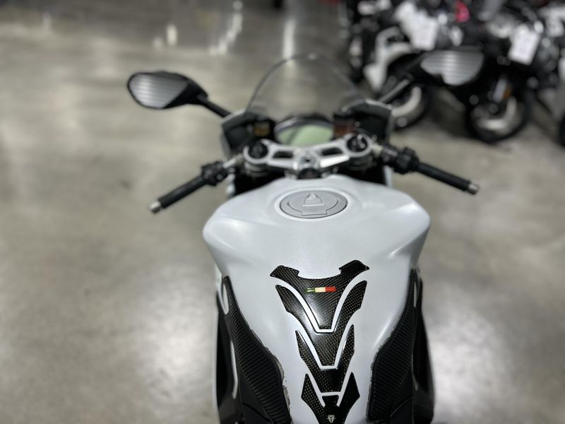 Used 2019 Ducati PANIGALE 959 Image 9