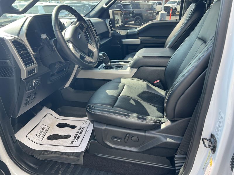 2019 Ford F-150 Lariat photo 13