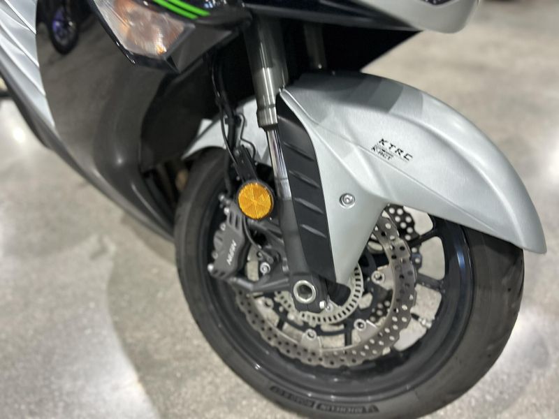 Used 2020 Kawasaki CONCOURS 14 ABS Image 8