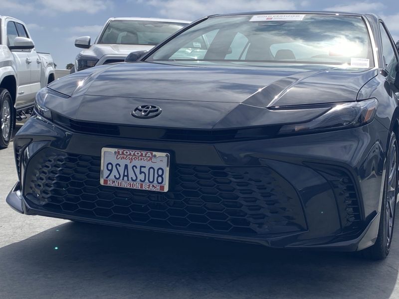Used 2025 Toyota Camry SEImage 6