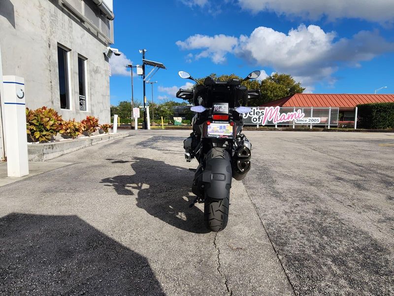 2026 BMW R 1300 GSImage 8