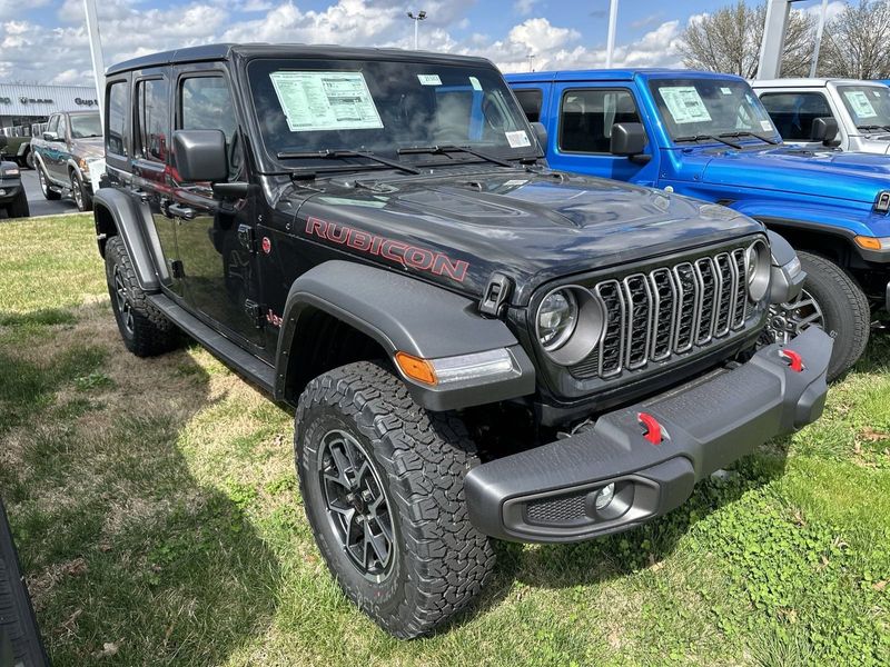 2024 Jeep Wrangler 4-door RubiconImage 3