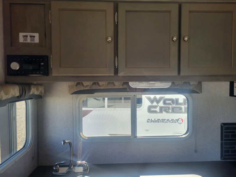 Used 2025 WOLF CREEK 890 Image 17