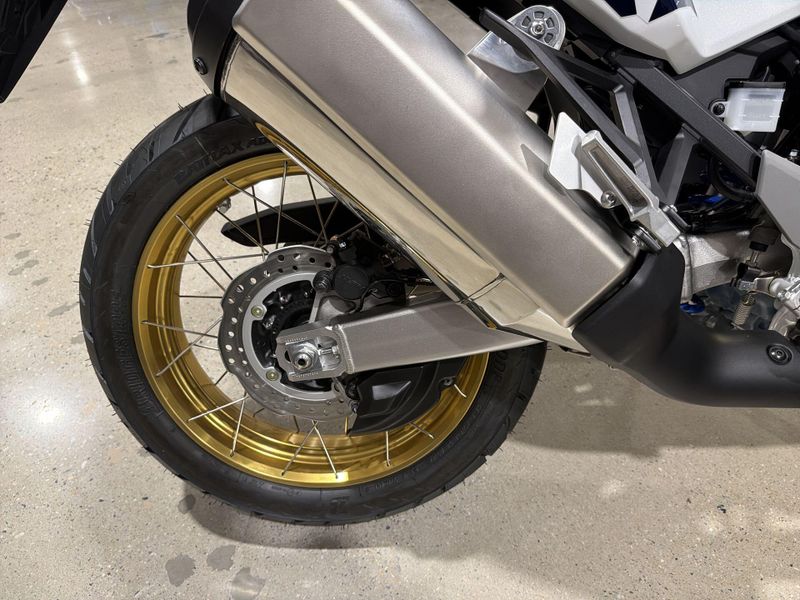 New 2026 Honda AFRICA TWIN ADV SP ES DCT Image 21