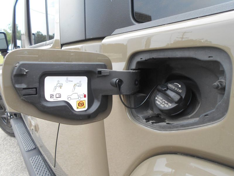 2020 Jeep Gladiator SportImage 14