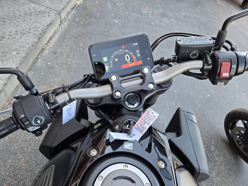 New 2026 Honda CB650R ECLUTCH 