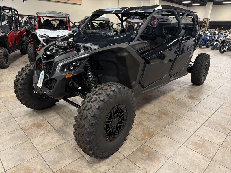 New 2026 Can-Am MAVERICK R MAX X RS WITH SMART-SHOX 999T DCT Image 13