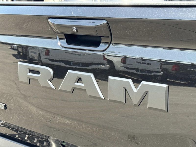New 2026 RAM 1500 Big Horn Crew Cab 4x4 5'7' Box