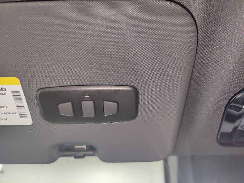 2024 Alfa Romeo Stelvio Ti AWD w/Sunroof/NavImage 29