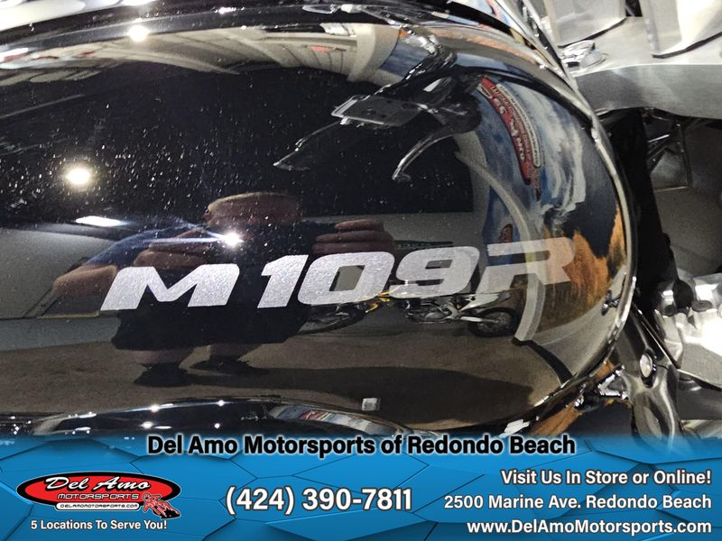 New 2025 Suzuki BOULEVARD M109R Image 11