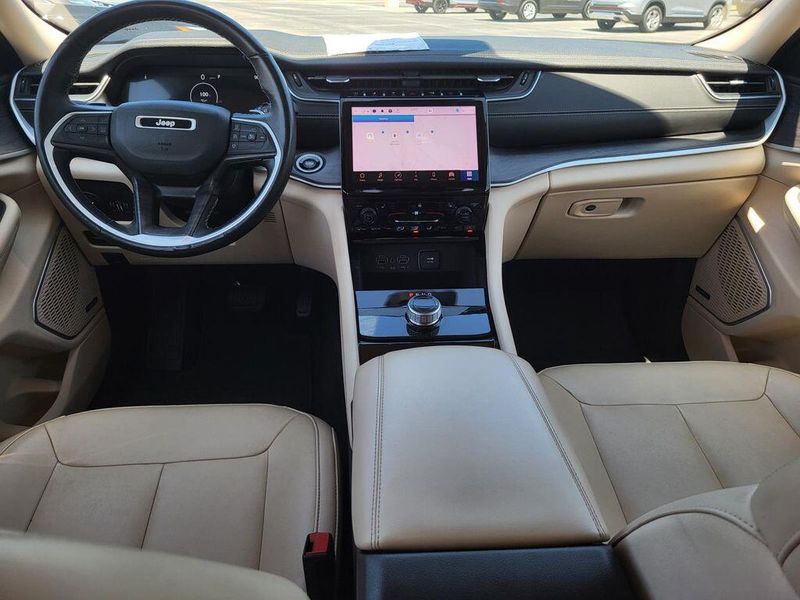 Used 2022 Jeep Grand Cherokee LimitedImage 30