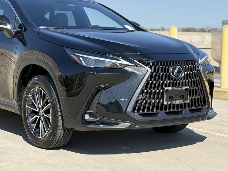 2025 Lexus NX 350h PremiumImage 3