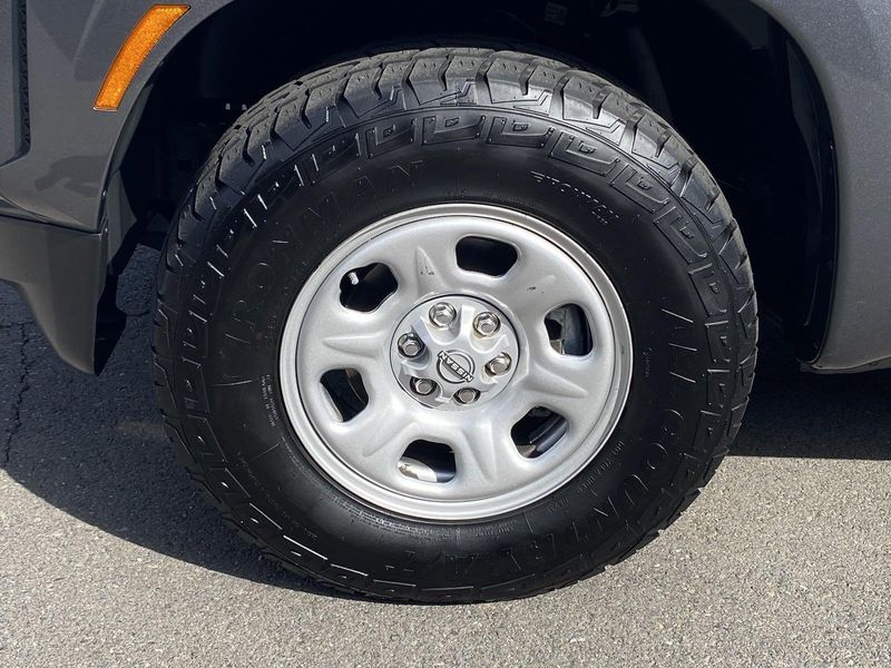2022 Nissan Frontier SImage 10