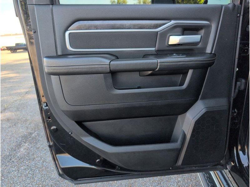Used 2024 RAM 2500 Big HornImage 32
