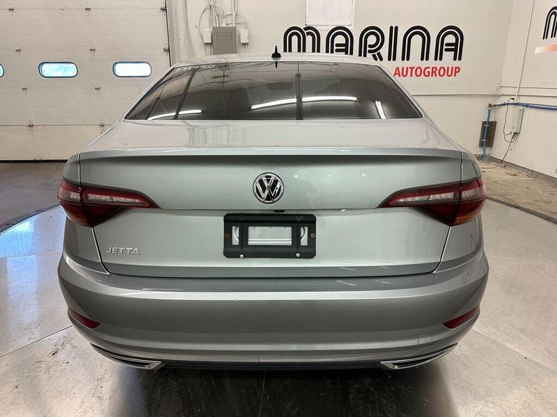 2019 Volkswagen Jetta R-LineImage 14