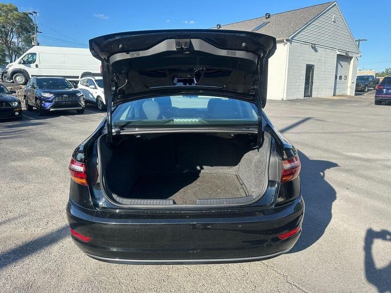 2019 Volkswagen Jetta 1.4T S photo 14