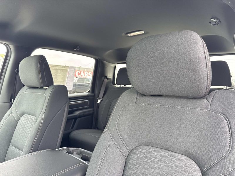 New 2026 RAM 1500 Big Horn Crew Cab 4x2 5'7' Box