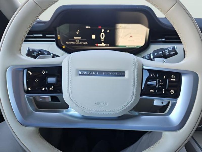 Used 2023 Land Rover Range Rover SE