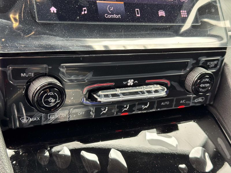 New 2026 Jeep Grand Cherokee L Laredo 4x2
