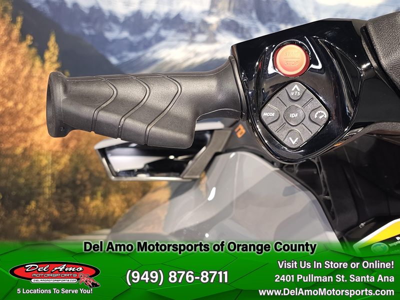 2024 Sea-Doo GTI SE 170 (SOUND SYSTEM) Image 12