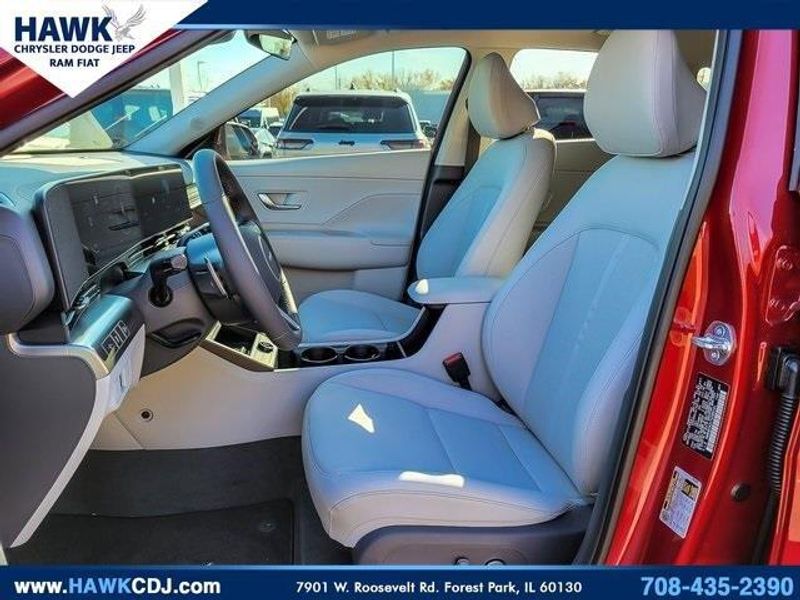 2026 Hyundai Kona Limited photo 4