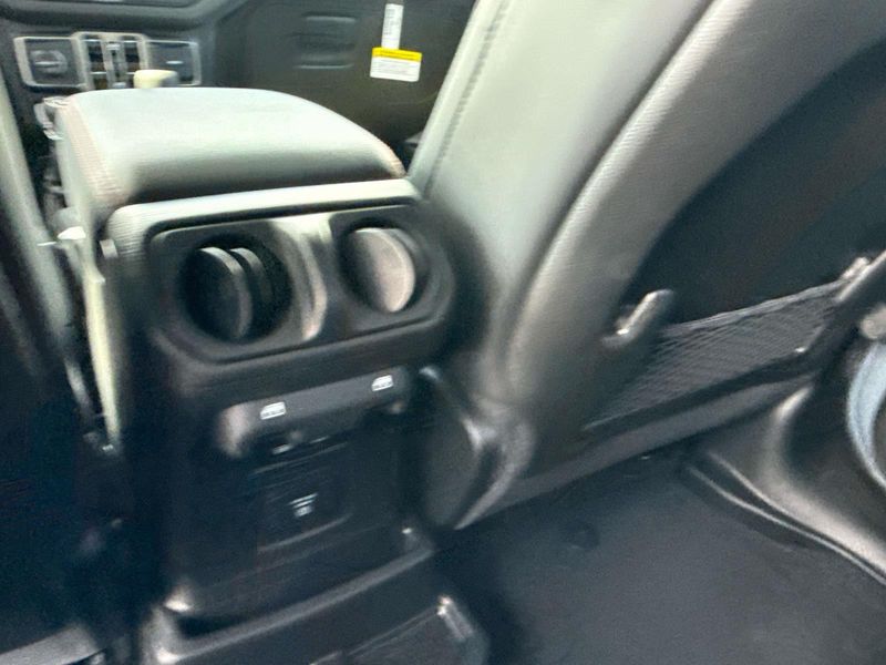 New 2026 Jeep Wrangler 4-door Rubicon X