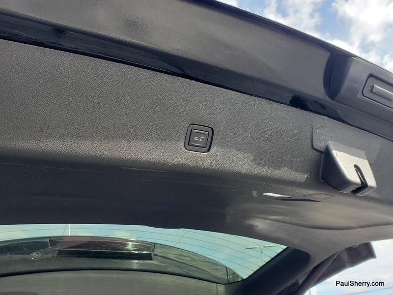 Used 2022 Chevrolet Traverse RS
