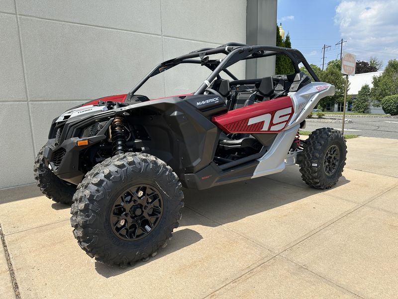 2024 Can-Am MAVERICK X3 DS TURBO 64Image 1