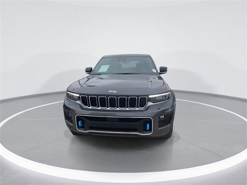 New 2023 Jeep Grand Cherokee Overland 4xeImage 3
