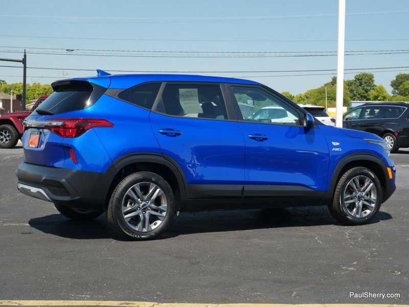 Used 2023 Kia Seltos LX