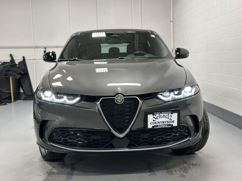 New 2024 Alfa Romeo Tonale Ti EawdImage 3