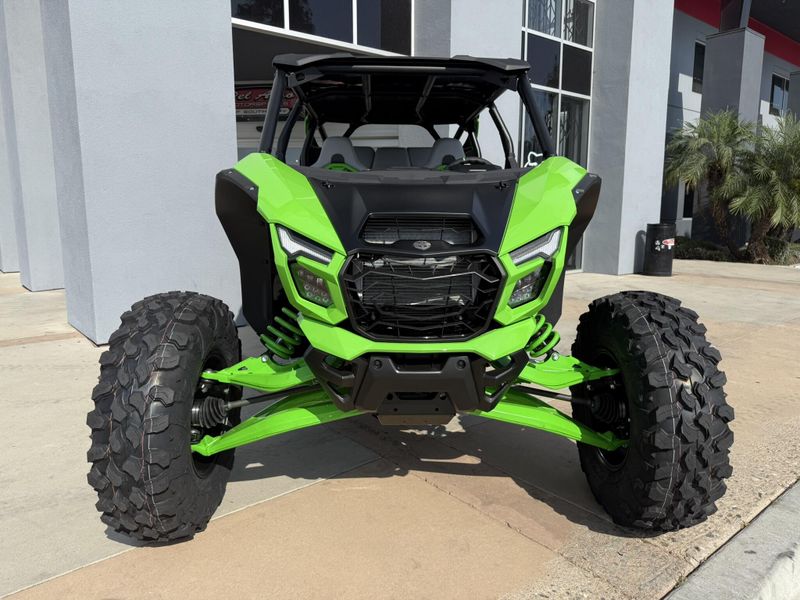 New 2026 Kawasaki TERYX5 H2 DELUXE ES Image 3