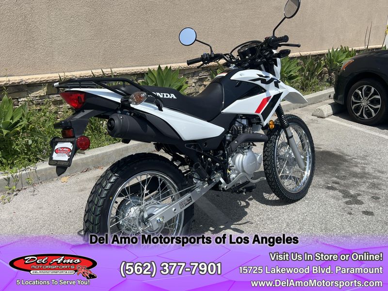 2024 Honda XR150LImage 10