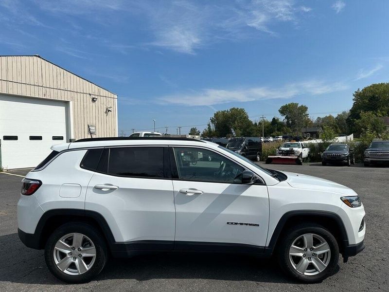 2022 Jeep Compass LatitudeImage 12