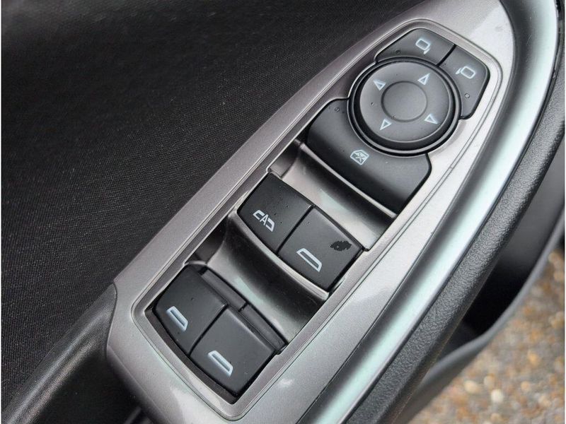 Used 2023 Chevrolet Malibu LTImage 12