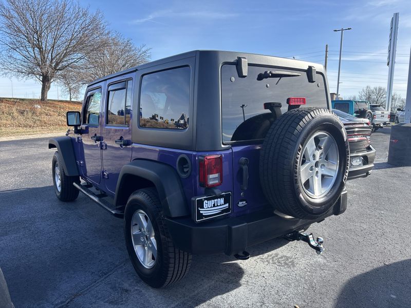 Used 2017 Jeep Wrangler Unlimited SportImage 11