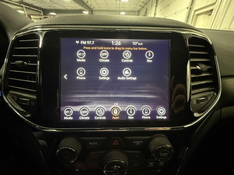 Used 2021 Jeep Grand Cherokee Laredo XImage 31