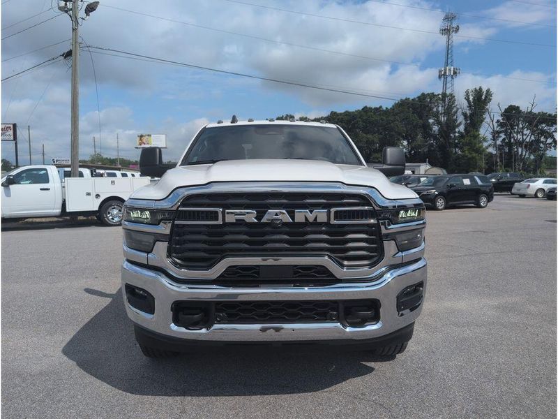 2025 RAM 2500 Tradesman Crew Cab 4x4 6