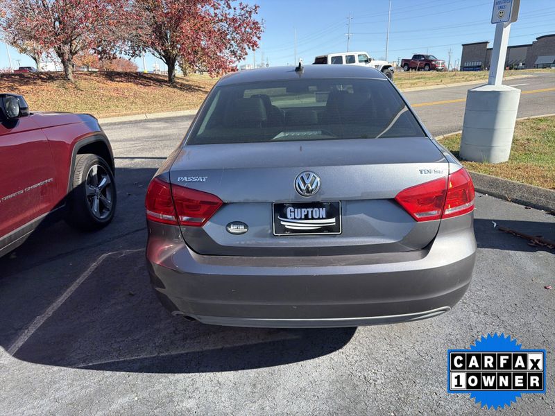 Used 2014 Volkswagen Passat TDI SE w/SunroofImage 7