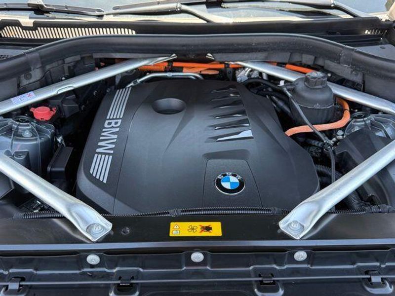 Used 2024 BMW X5 xDrive50eImage 32