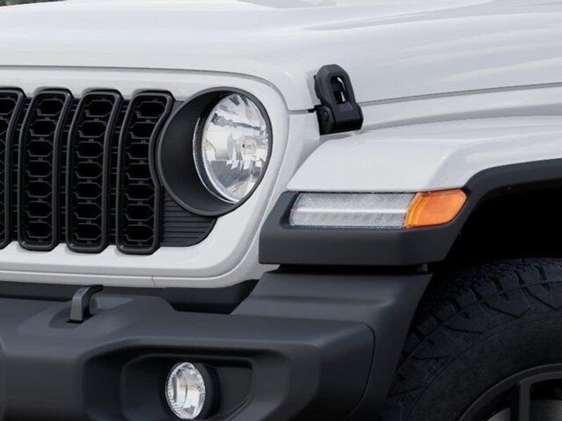 New 2026 Jeep Wrangler 4-door California EditionImage 10