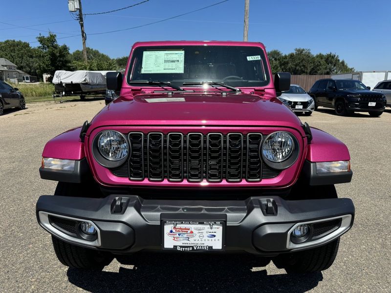 2024 Jeep Gladiator Sport S 4x4Image 3